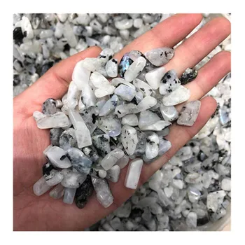  Бели кристали обломоков на Лунния камък изцеление естествени шийн finish пясъка скъпоценен Камък За Украса