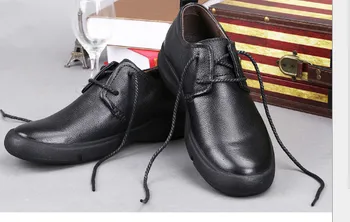  Лятото 2 нови мъжки обувки корейската версия на тренда 9 мъжки ежедневни обувки, дишаща BB95C2J2942